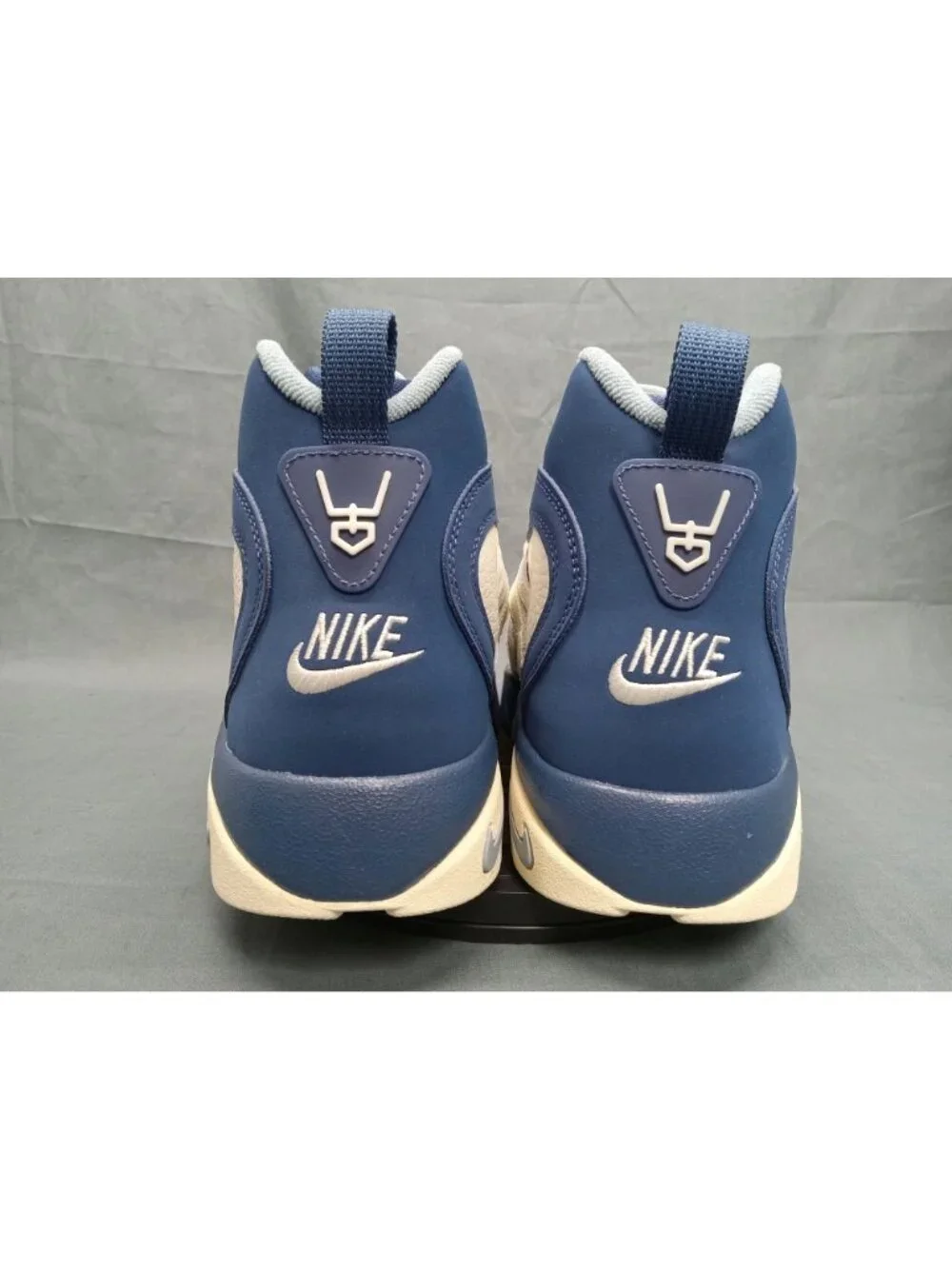 Nike Air Diamond Turf 2 (GS) Sneaker Mystic Navy Grey Boys Size 6 NEW IN BOX!